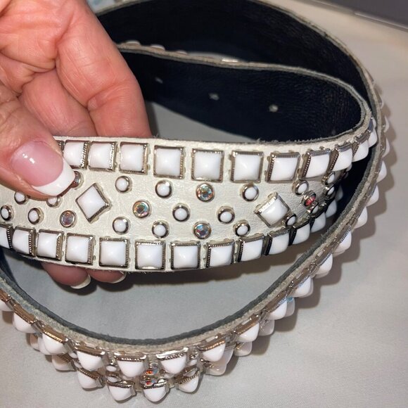 Rn Design Womens Belt Size Large White Leather Studded Swarosky Crystals main image 6
